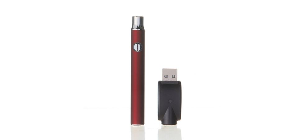 Dab pen batteries and chargers come in all shapes and forms. There are the more beginner-friendly disposable dab pens, rechargeable ones and more advanced variable voltage batteries. 