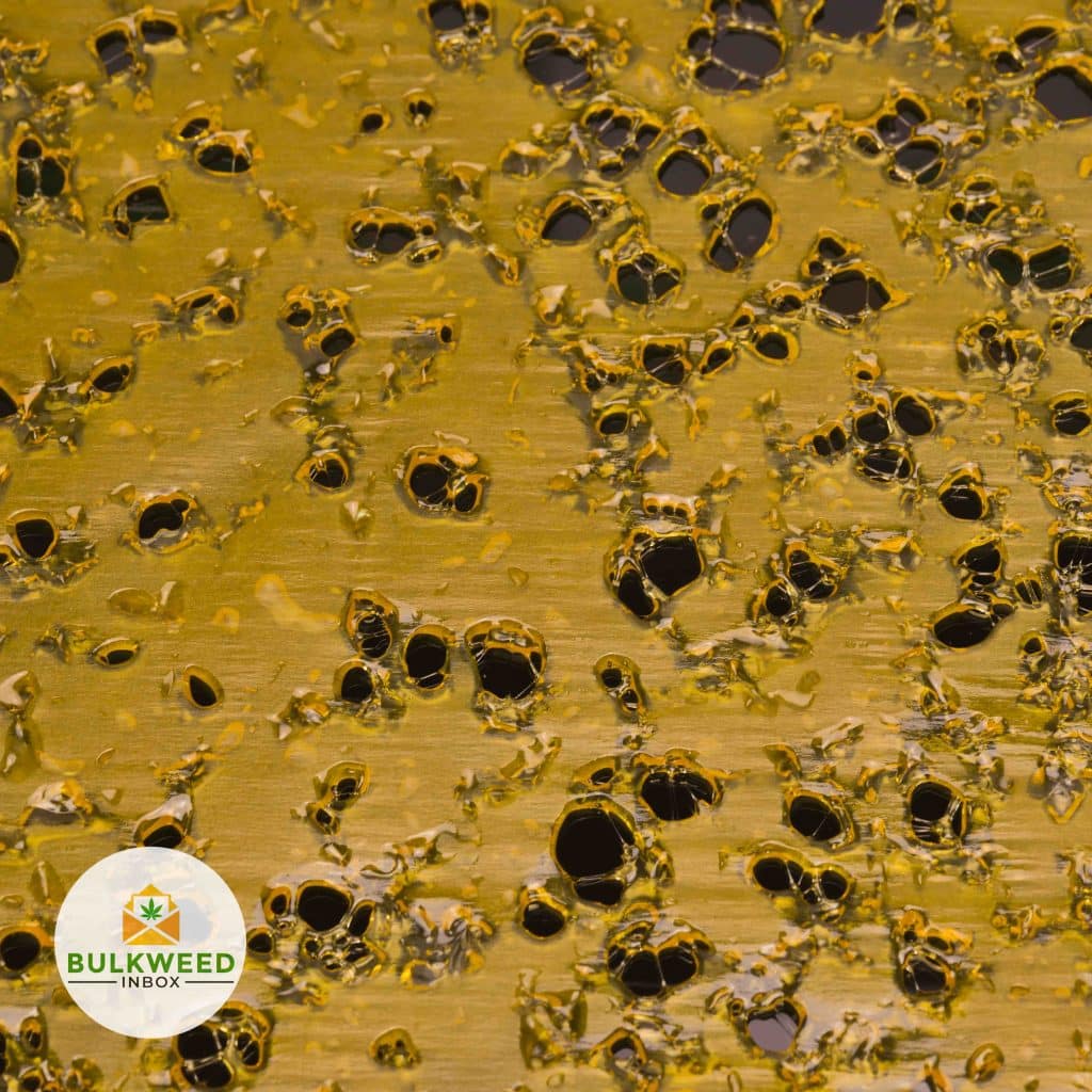 LIT-EXTRACTS-NORTHERN-LIGHTS-SHATTER
